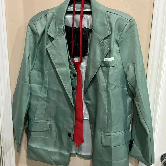 (53) New 4  pc costume - Picture 1 of 2